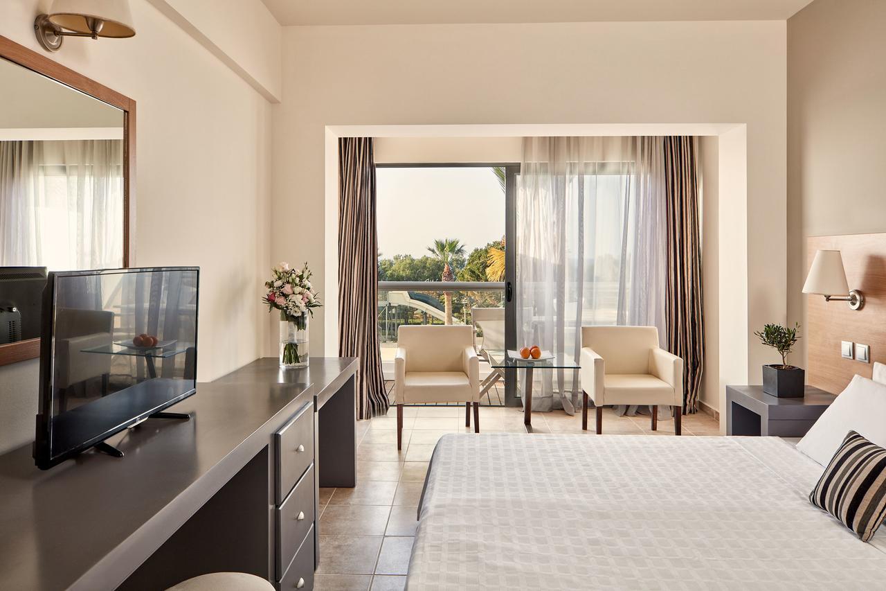 All Senses Ocean Blue Sea Side Resort Кремасти Экстерьер фото